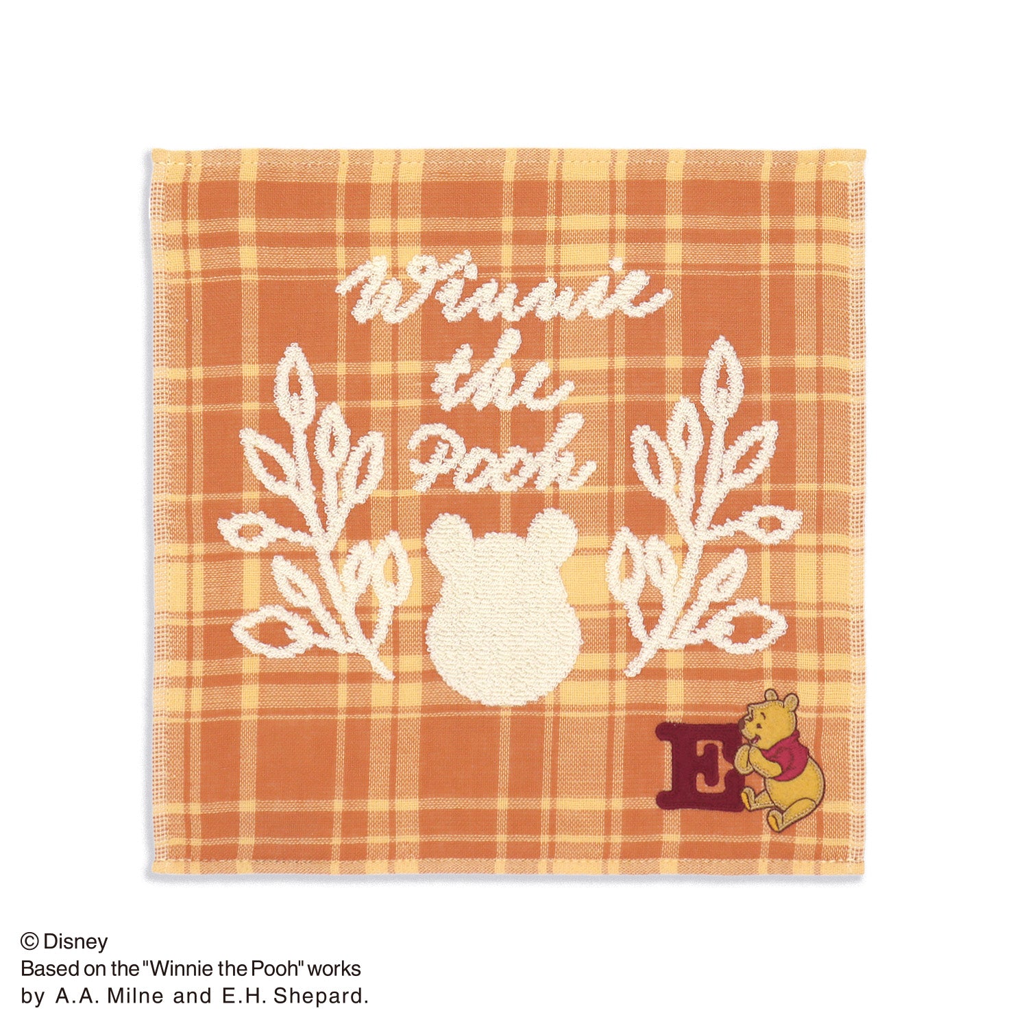 Disney＞イニシャルチェック ＜くまのプーさん＞ タオルハンカチ