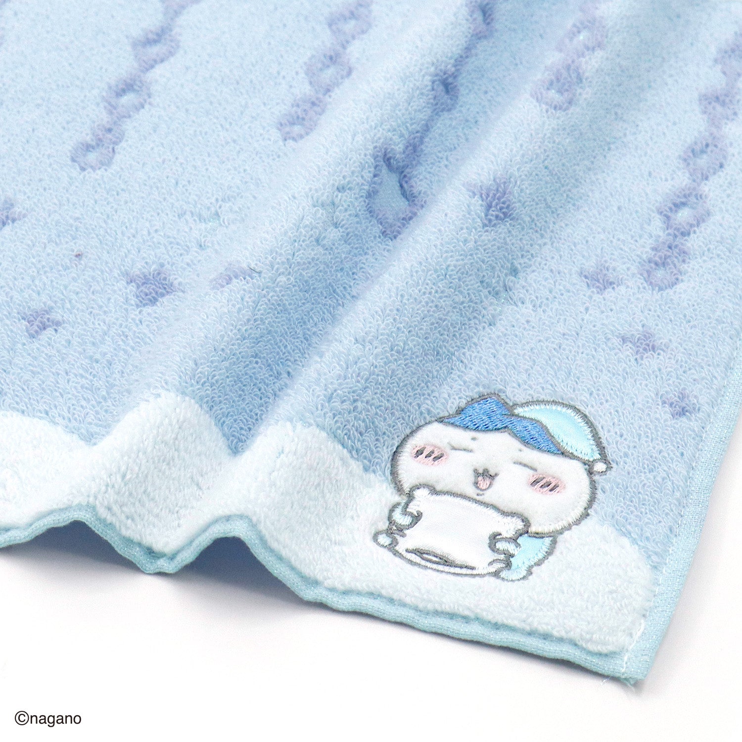 ちいかわ』むにゃむにゃ タオルハンカチ – タオル美術館公式オンライン