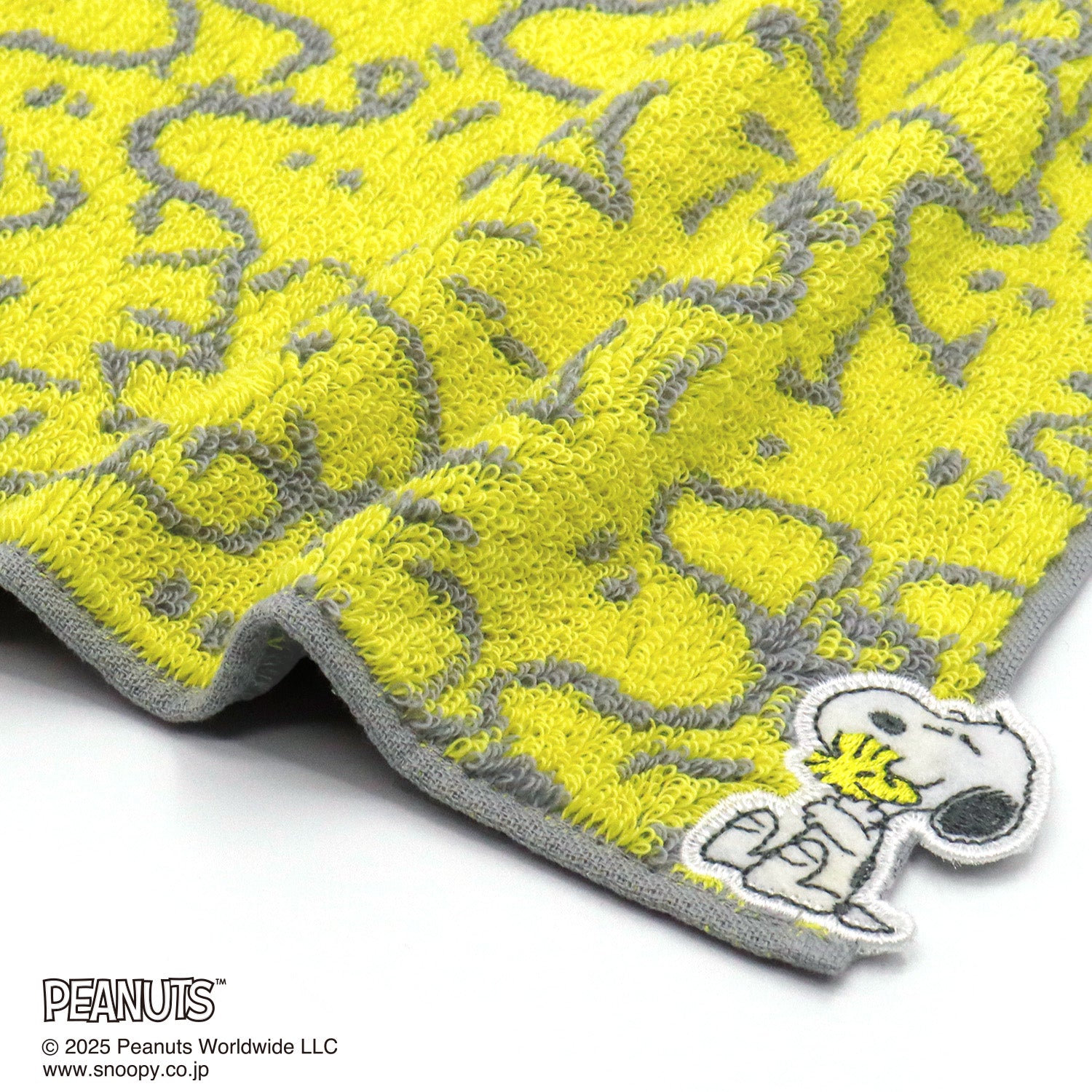 PEANUTS』スヌーピー 大集合 タオルハンカチ – タオル美術館公式