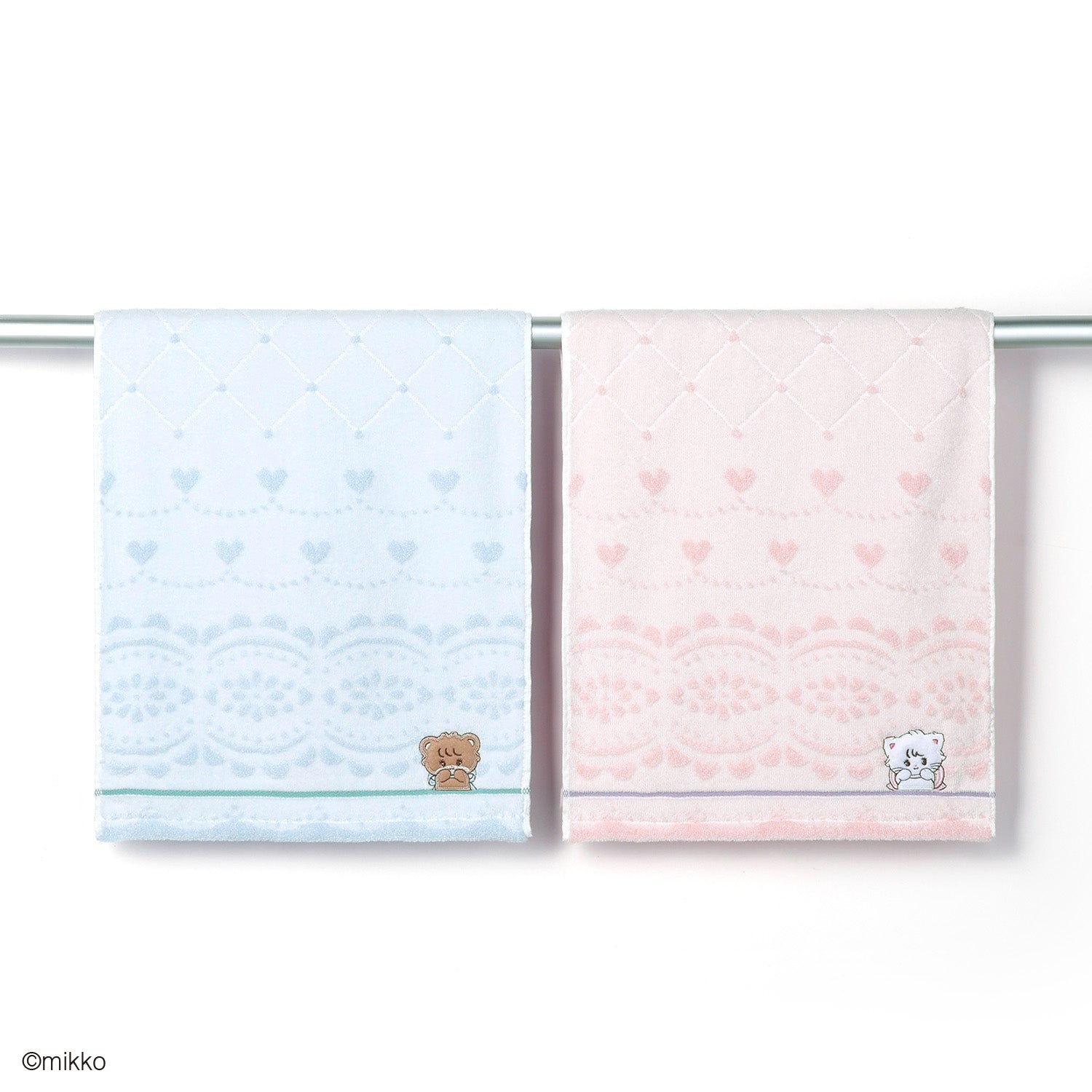 TWICELIGHTS タオル ¥1699 TWICELIGHTS タオル ¥1699 TWICELIGHTS